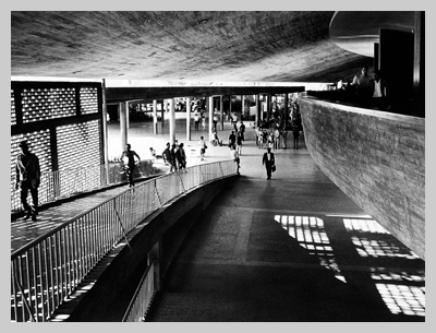 external image plazacubierta.gif